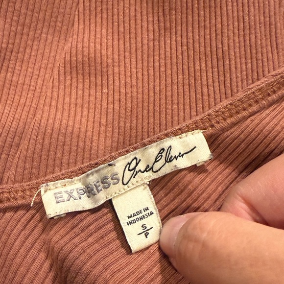 Express Brown Fitted Tank Top - Picture 3 of 3